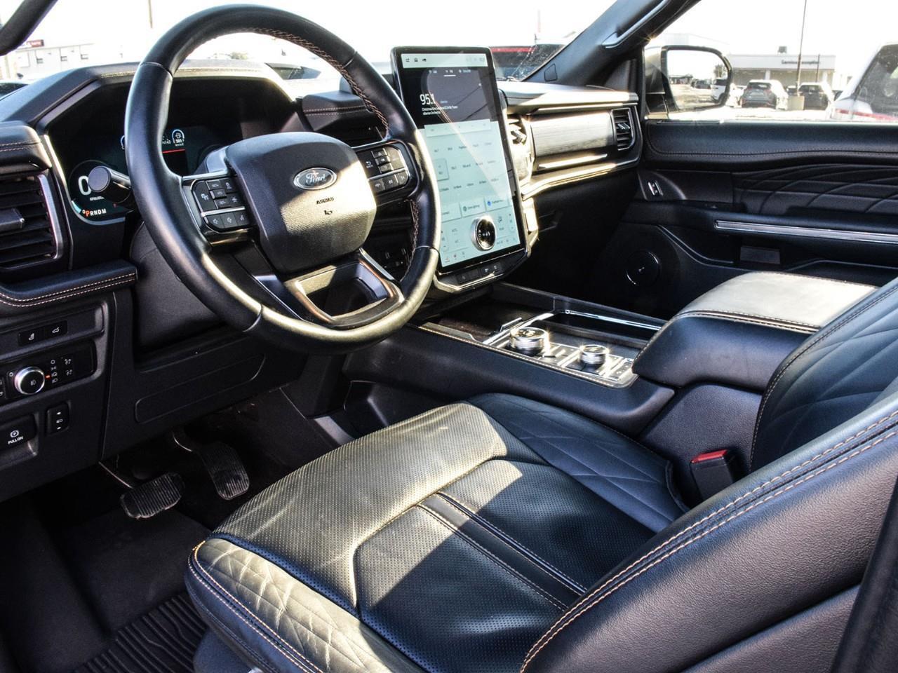 2022 Ford Expedition Platinum Panoramic Sunroof   Heavy Duty Trailer To Photo