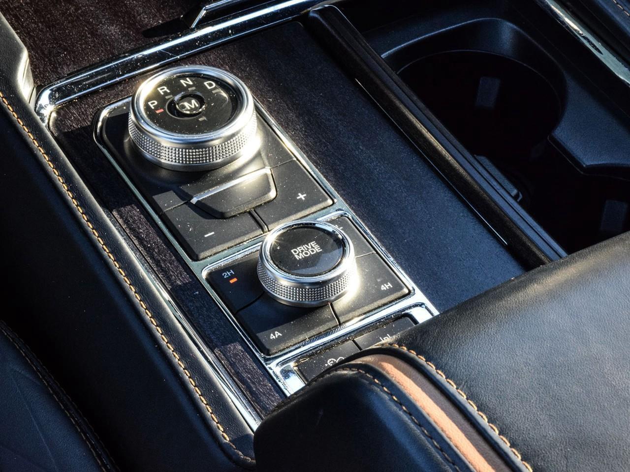 2022 Ford Expedition Platinum Panoramic Sunroof   Heavy Duty Trailer To Photo