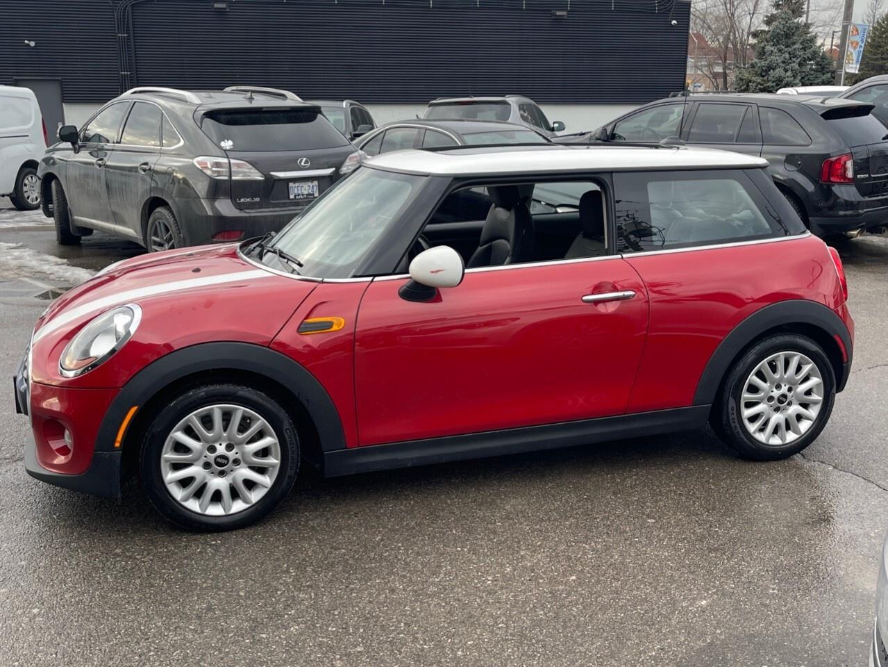 2016 MINI Cooper Hardtop 3dr HB 6spd/moonroof/heated seats /air conditionin Photo