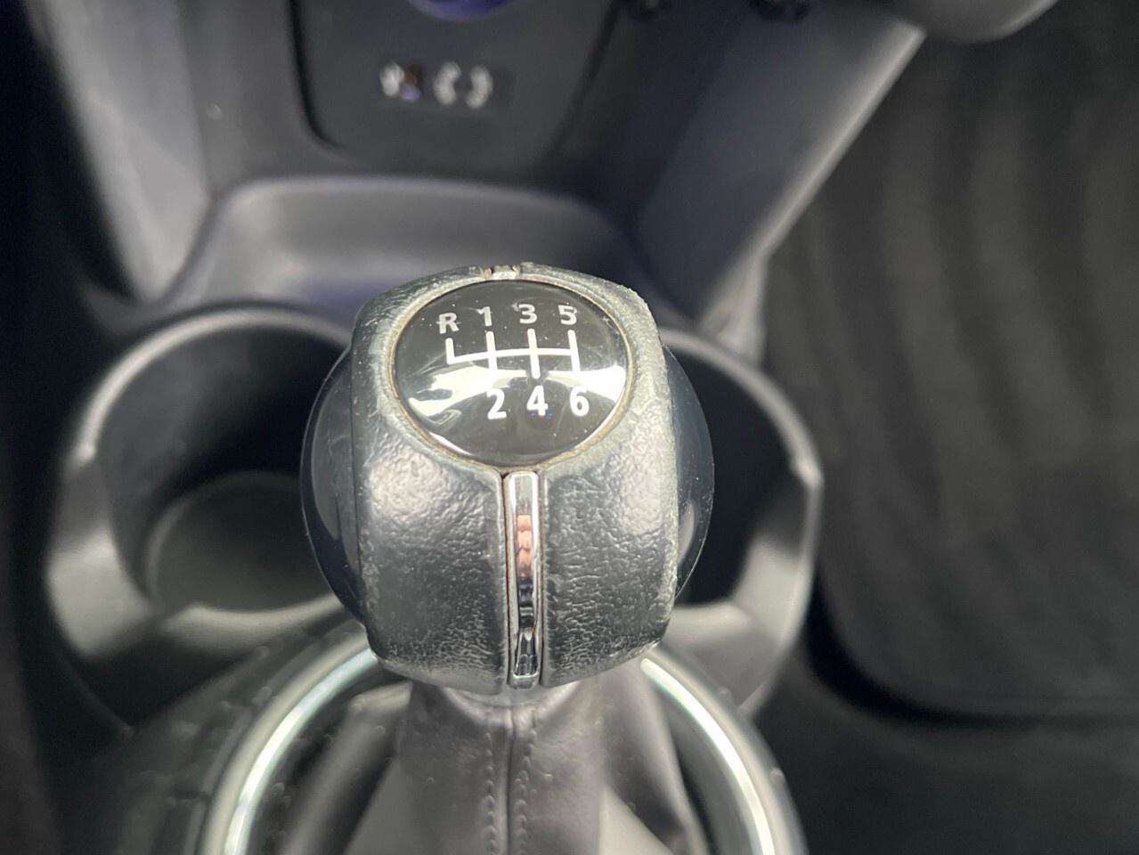 2016 MINI Cooper Hardtop 3dr HB 6spd/moonroof/heated seats /air conditionin Photo