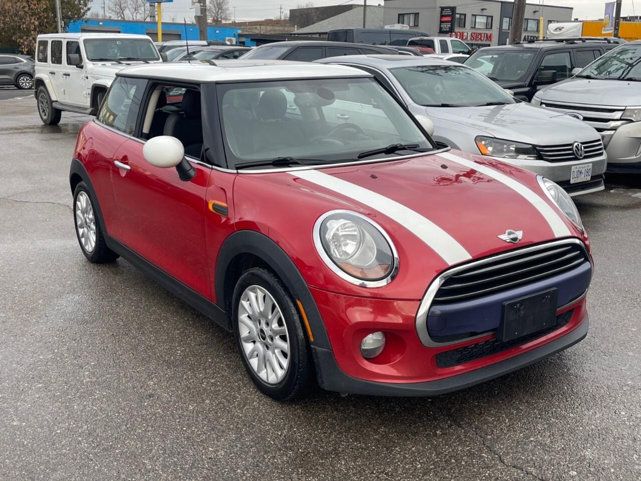 2016 MINI Cooper Hardtop 3dr HB 6spd/moonroof/heated seats /air conditionin Photo2
