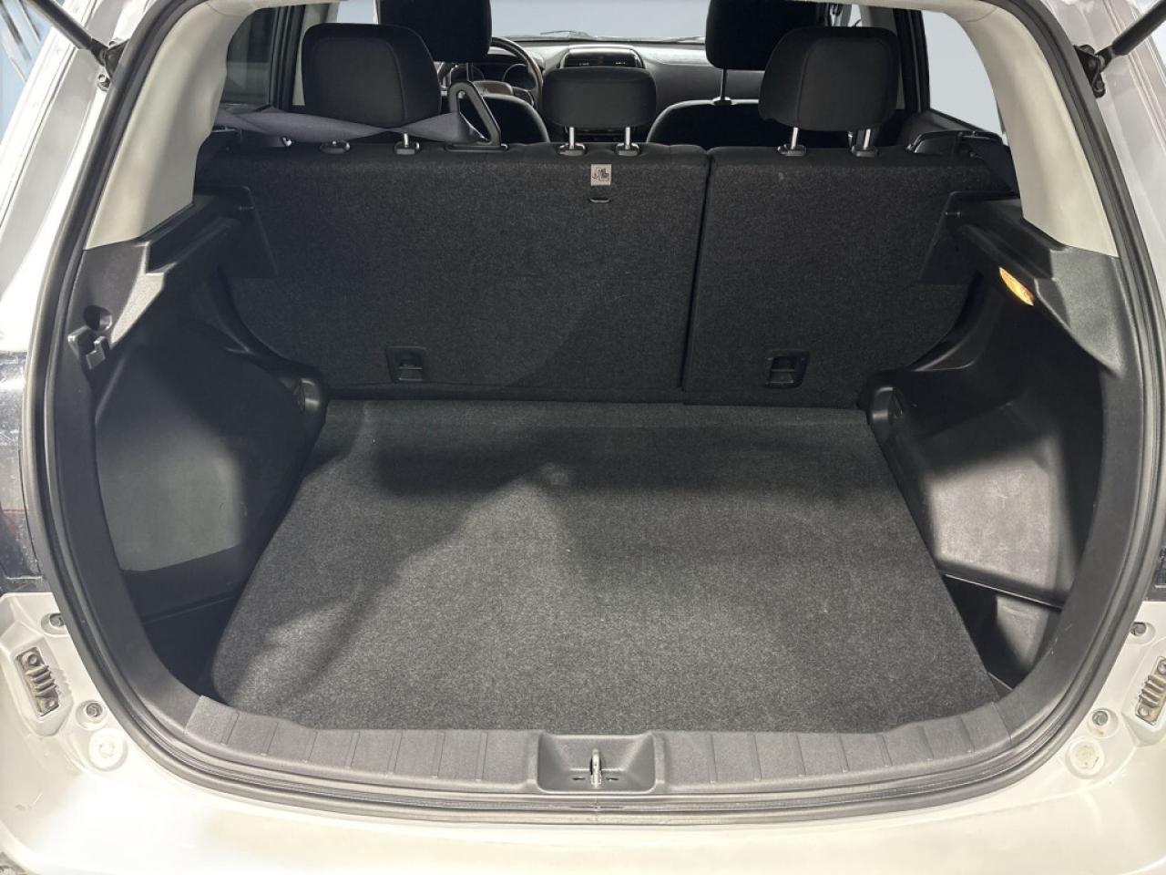 2022 Mitsubishi RVR SE AWD/Back Up Cam/Heated Seats/Clean Carfax/ Photo