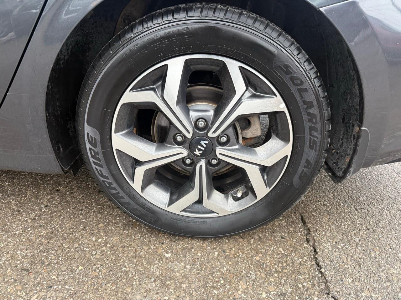 2019 Kia Forte EX IVT 2019 Kia forte EX Photo3