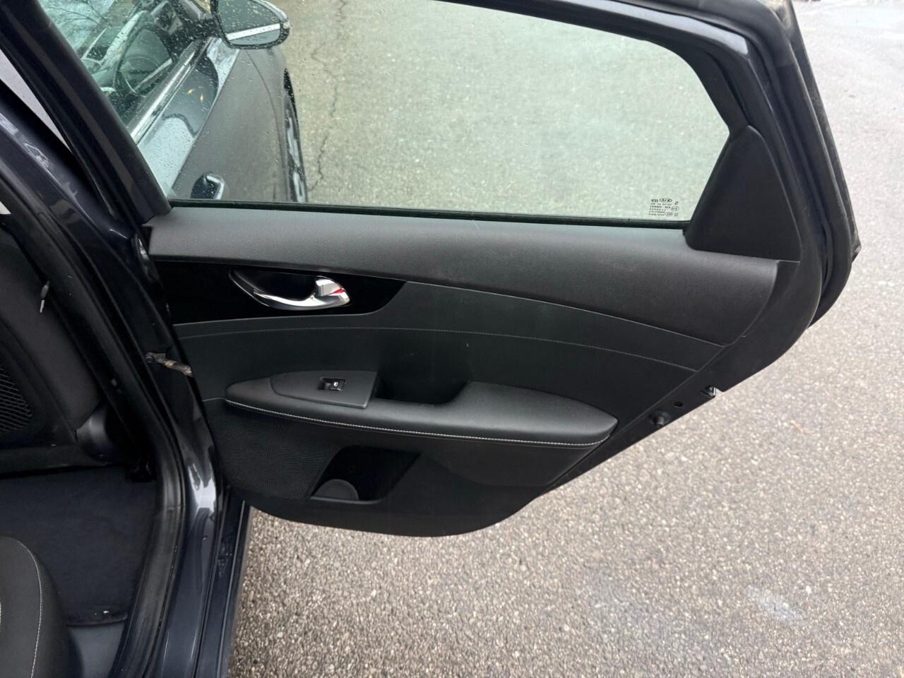 2019 Kia Forte EX IVT 2019 Kia forte EX Photo