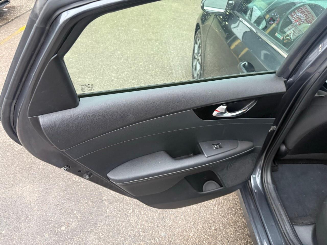 2019 Kia Forte EX IVT 2019 Kia forte EX Photo