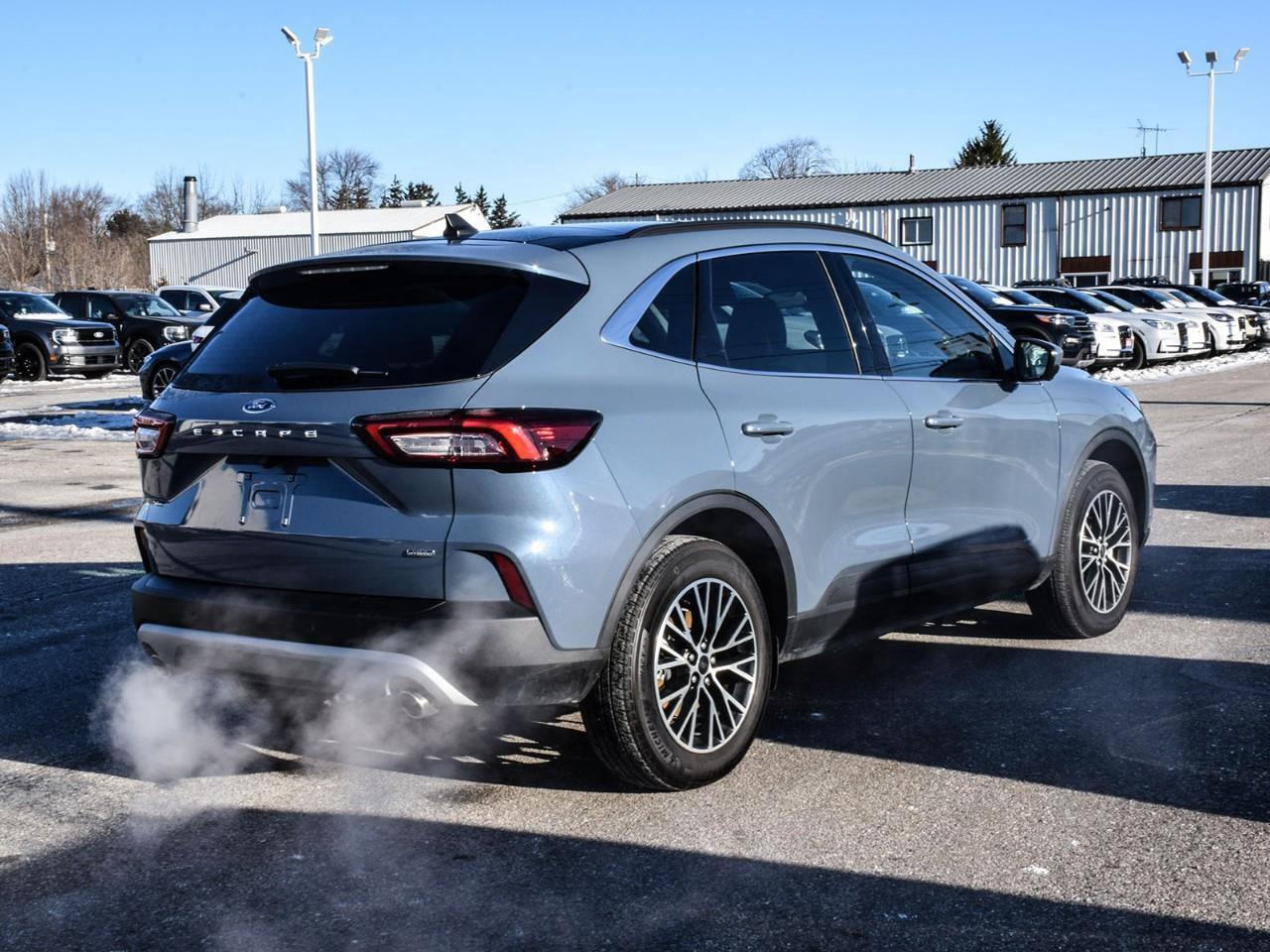 2025 Ford Escape PHEV Photo