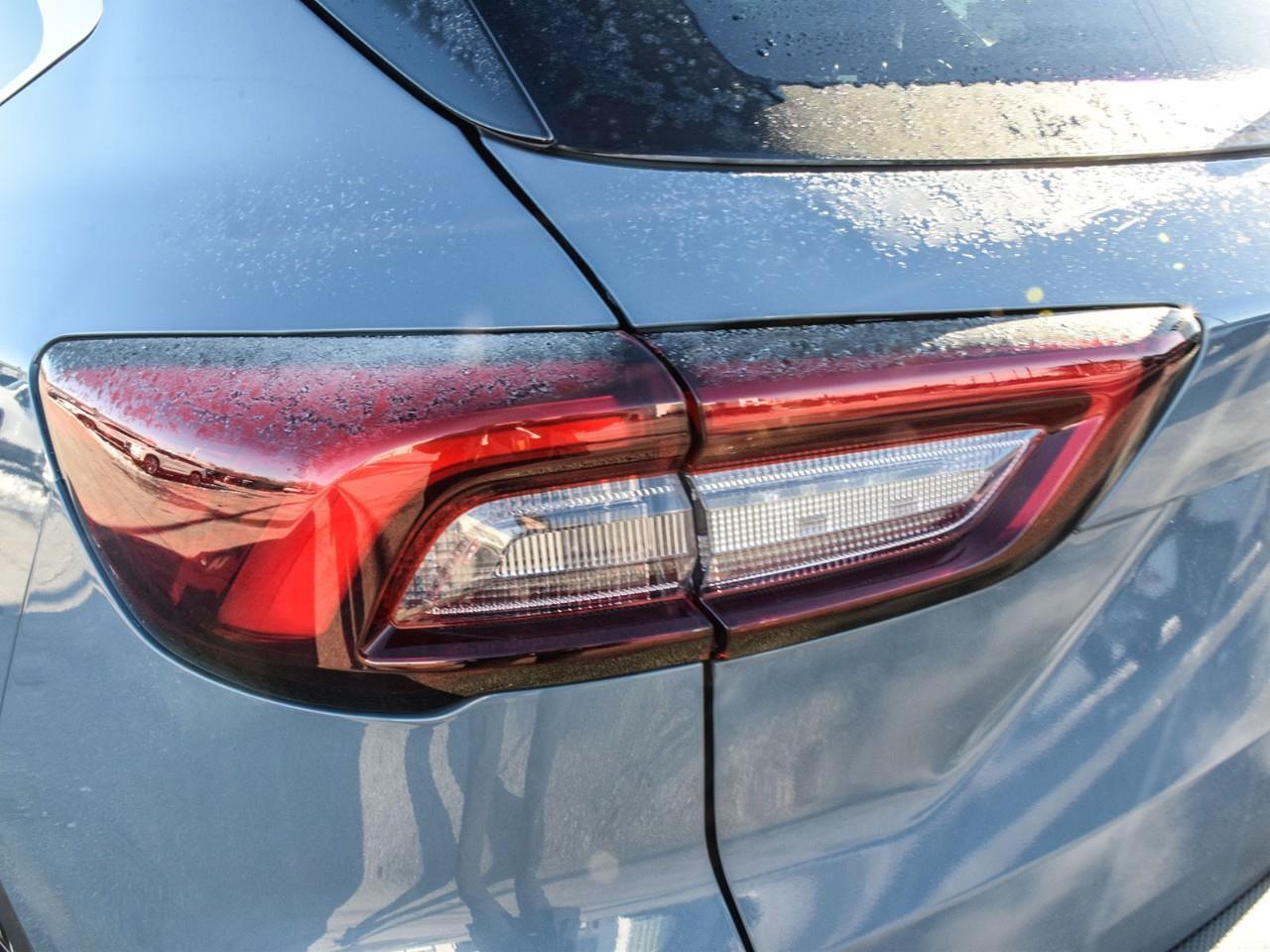 2025 Ford Escape PHEV Photo