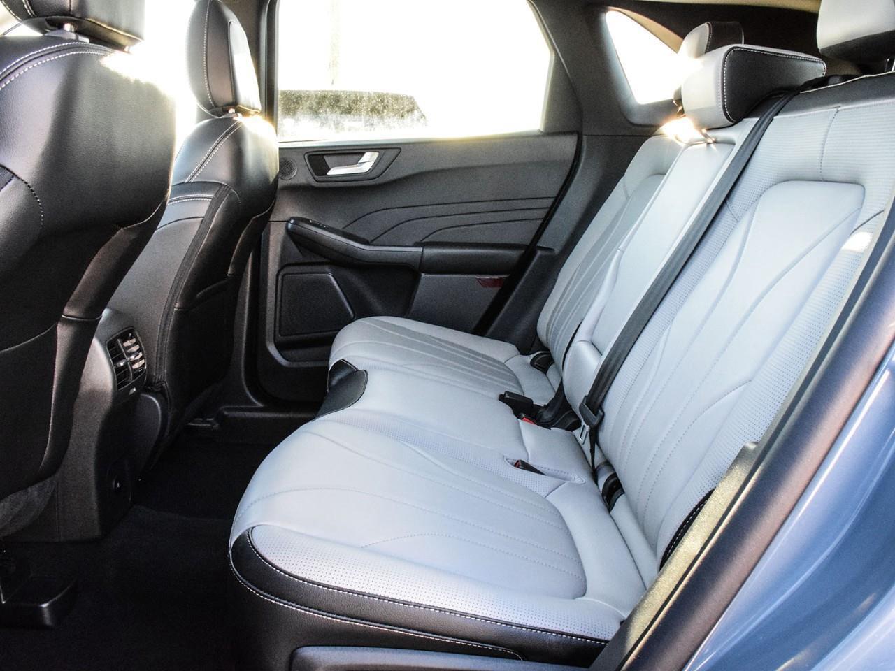 2025 Ford Escape PHEV Photo