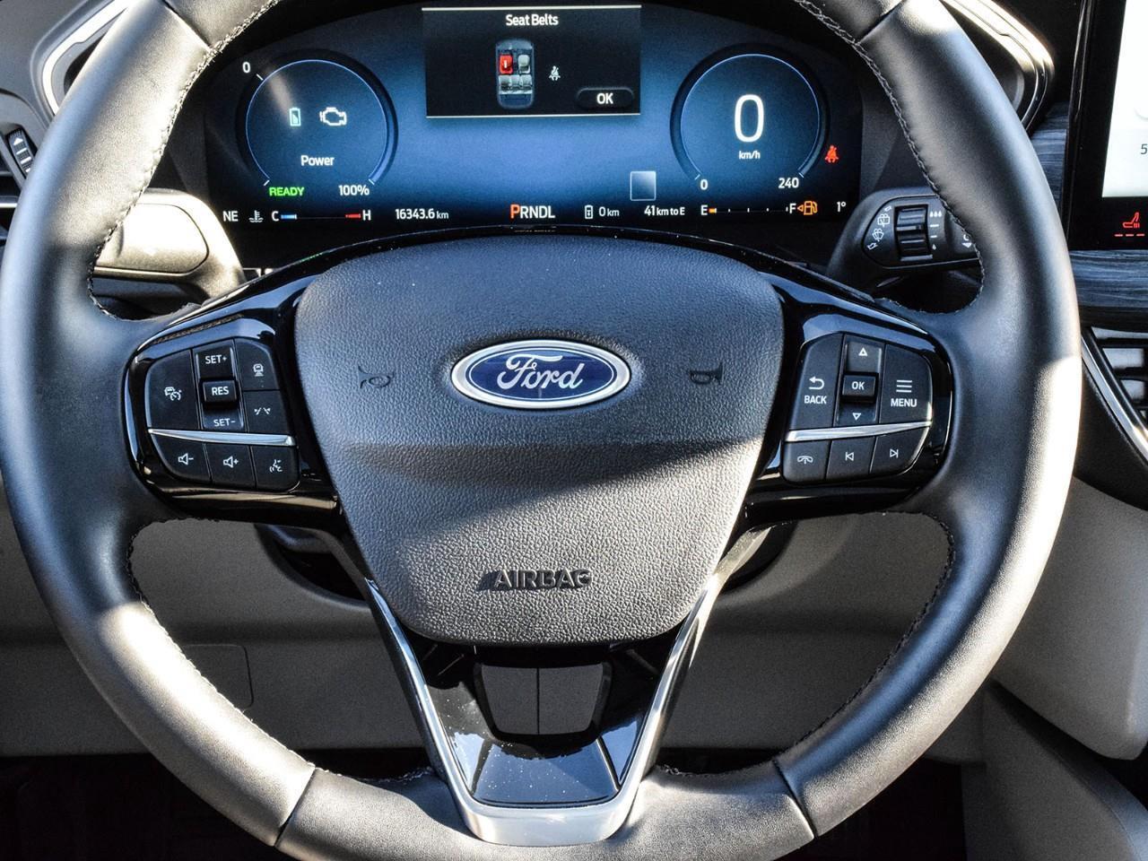 2025 Ford Escape PHEV Photo