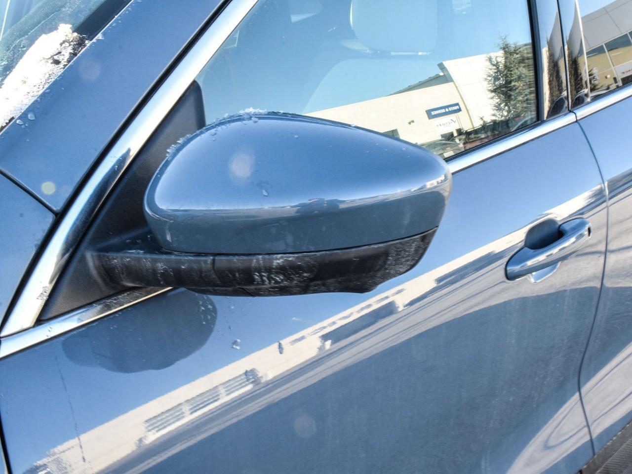 2025 Ford Escape PHEV Panoramic Sunroof   Heated Leather Seats Photo