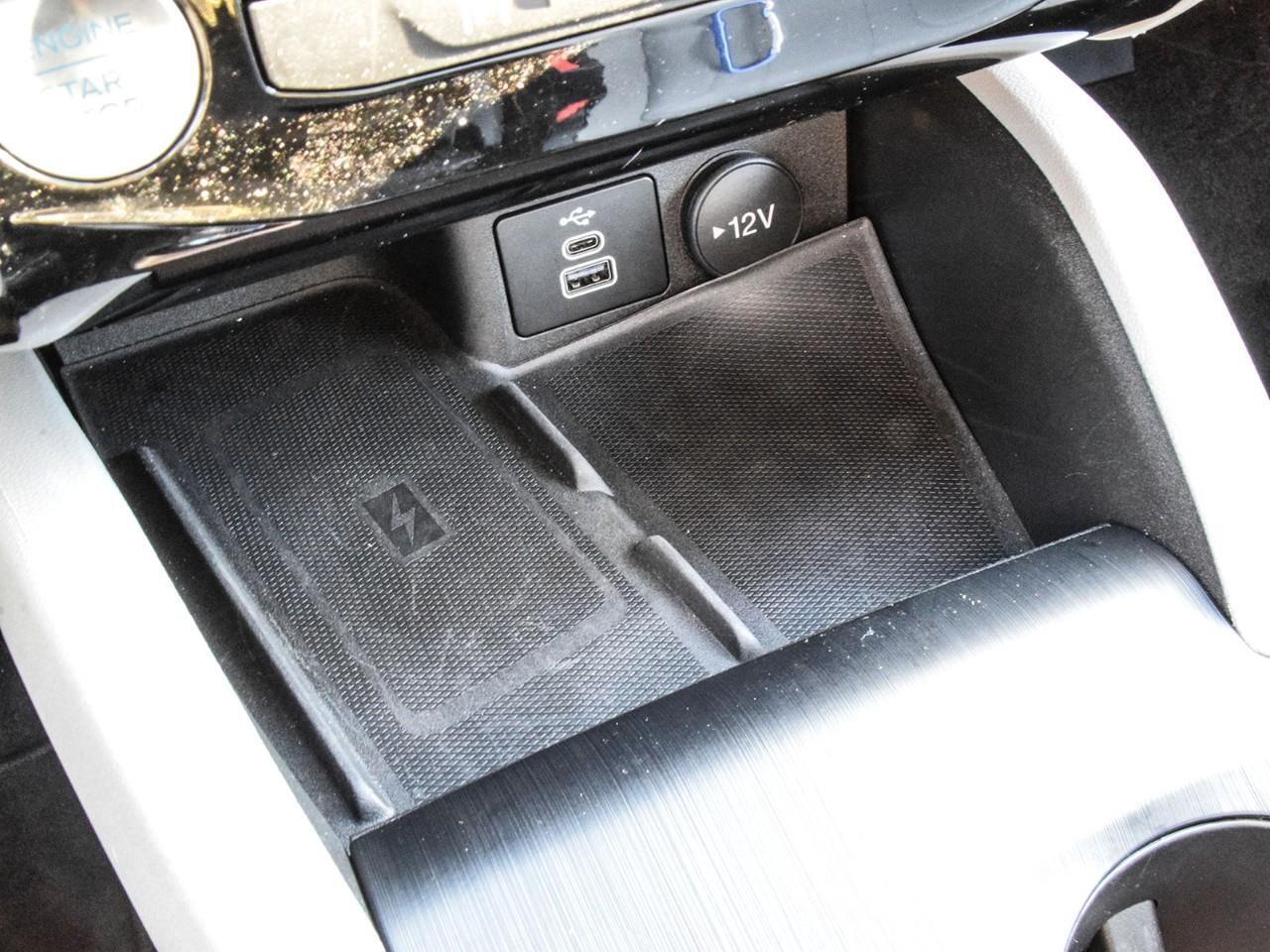 2025 Ford Escape PHEV Panoramic Sunroof   Heated Leather Seats Photo