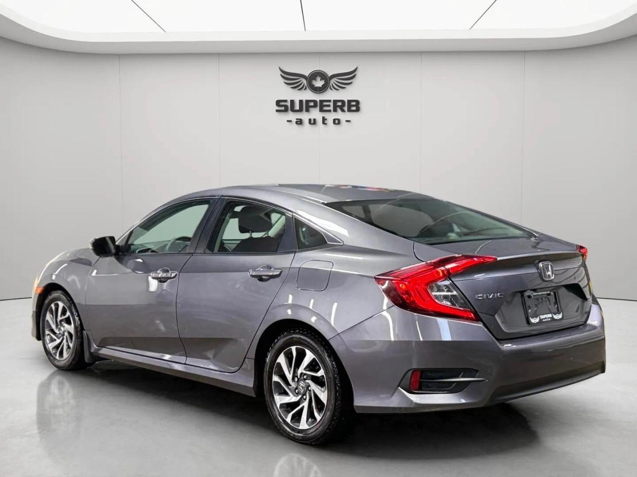 2018 Honda Civic EX    SUNROOF   LOW KM   HEATED FRONT SEATS Photo4