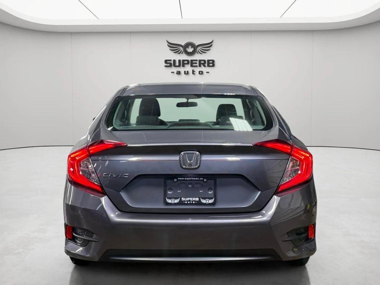 2018 Honda Civic EX    SUNROOF   LOW KM   HEATED FRONT SEATS Photo