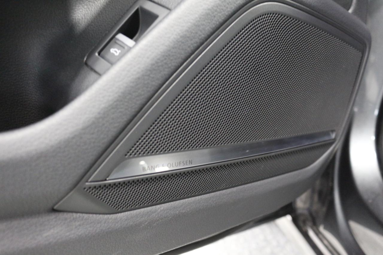 2019 Audi A6 TECHNIK 55 TFSI QUATTRO S LINE HEADS UP BLIND SPOT Photo