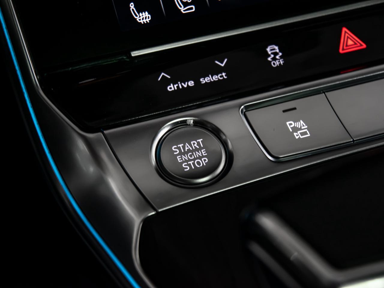 2019 Audi A6 TECHNIK 55 TFSI QUATTRO S LINE HEADS UP BLIND SPOT Photo