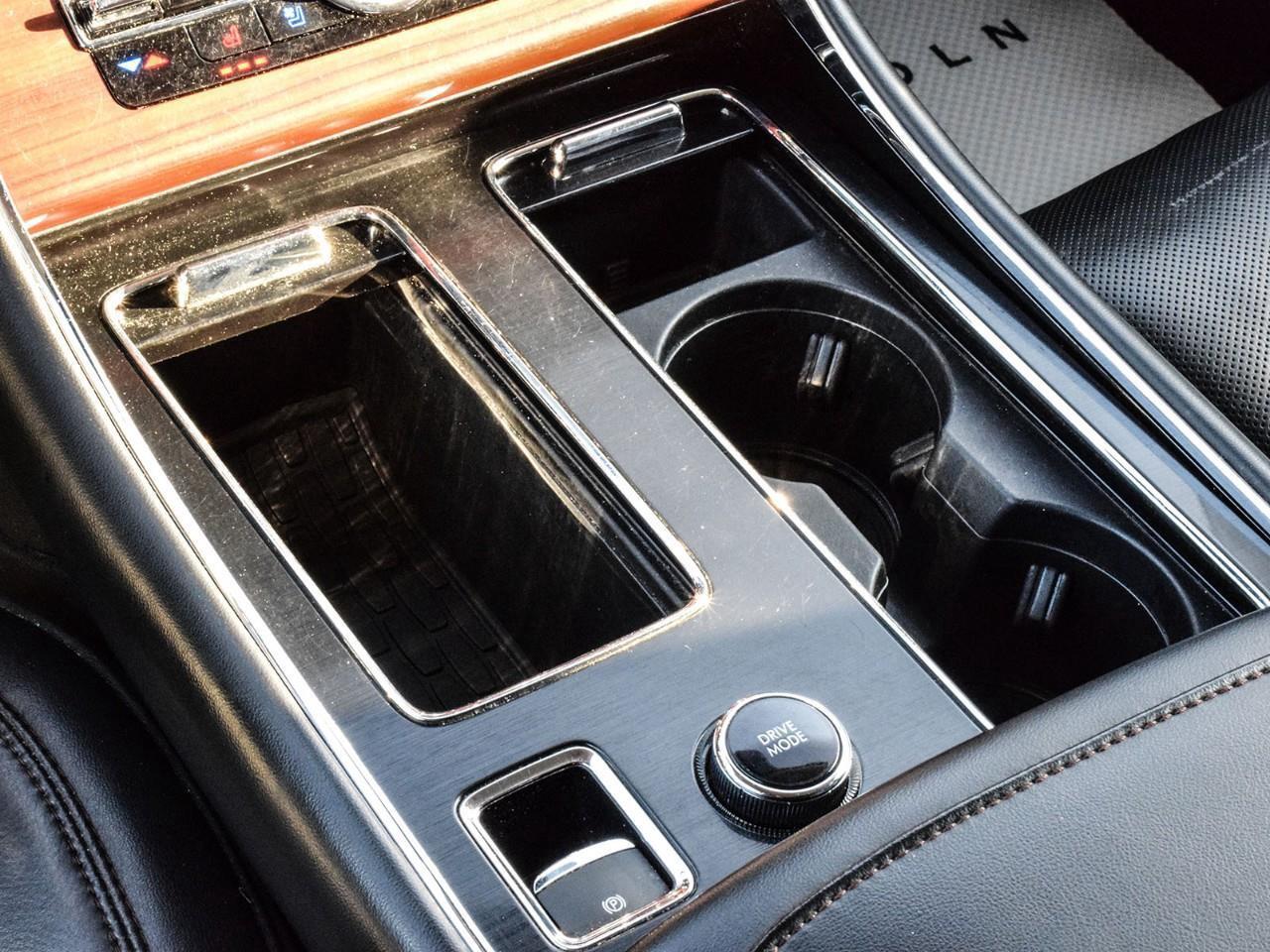 2022 Lincoln Aviator Reserve Class IV Tow   Illumination Package Photo