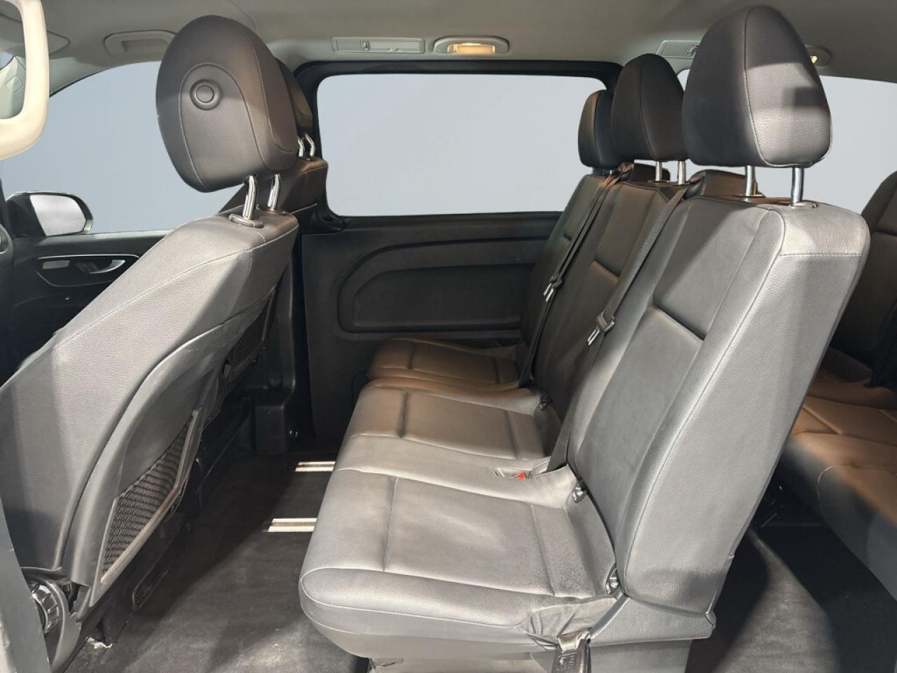 2020 Mercedes-Benz Metris Passenger Van Clean Carfax/ 8 Seater/Leather/Back up Cam/Lane As Photo