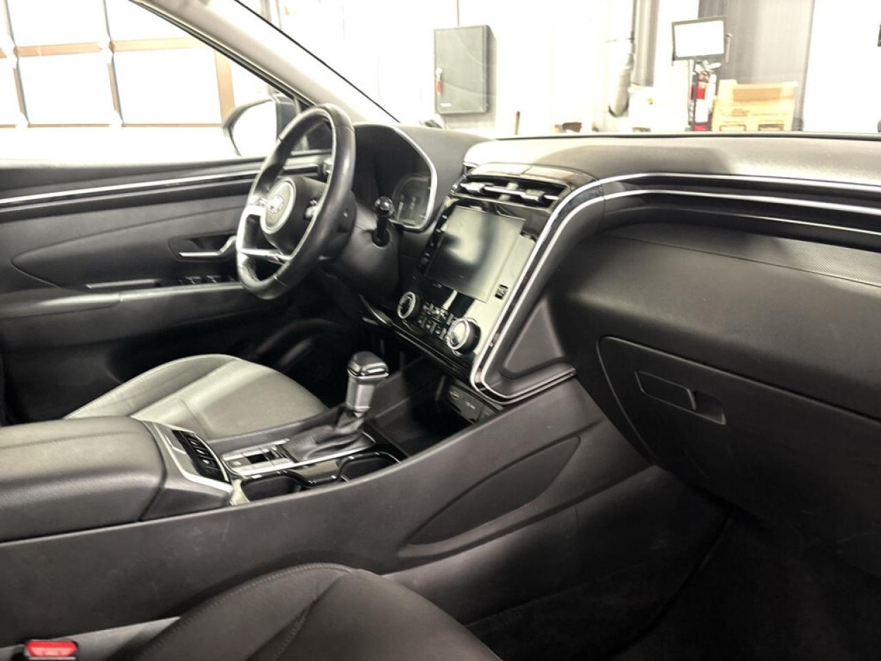 2022 Hyundai Tucson Preferred AWD/Lane Assist/ Blind Spot Assist/Remot Photo