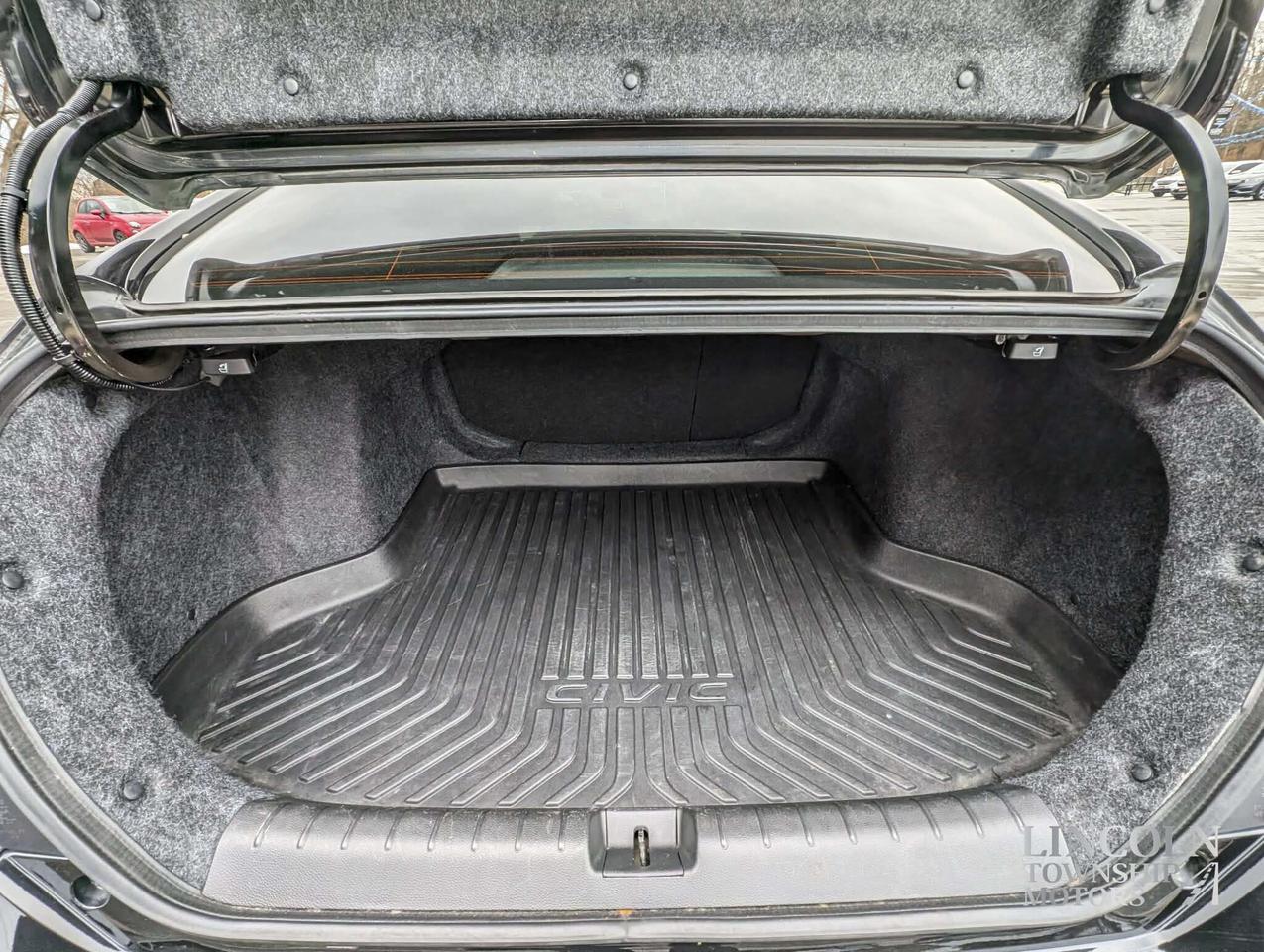 2020 Honda Civic Sedan EX- HEATED SEATS, CLEAN CARFAX, APPLE CARPLAY Photo