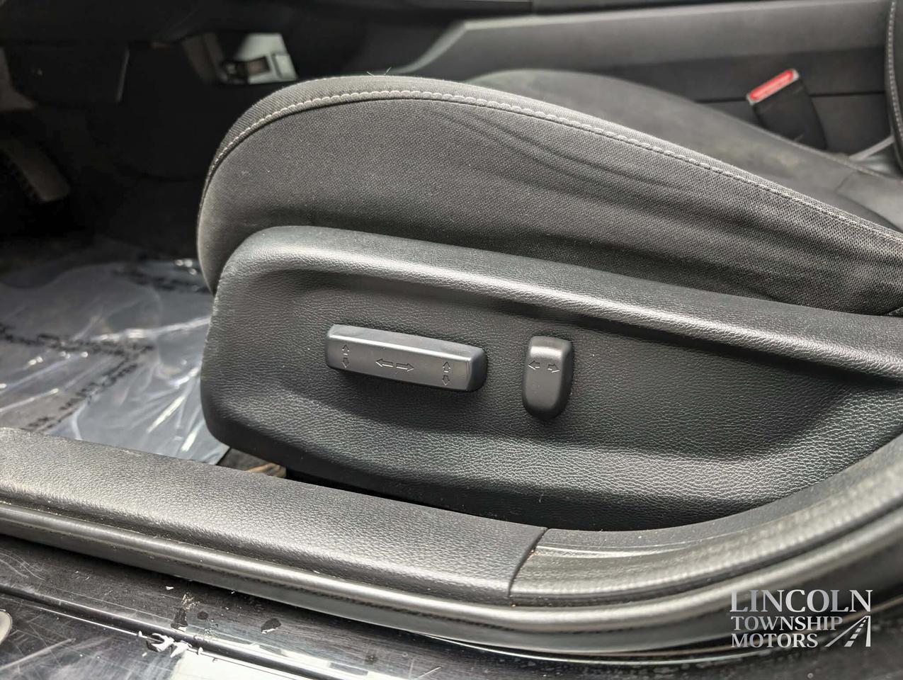 2020 Honda Civic Sedan EX- HEATED SEATS, CLEAN CARFAX, APPLE CARPLAY Photo