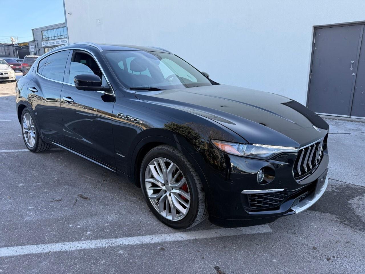 2019 Maserati Levante GranLusso 3.0L 2019 Maserati Levante, Gran Luso Photo2