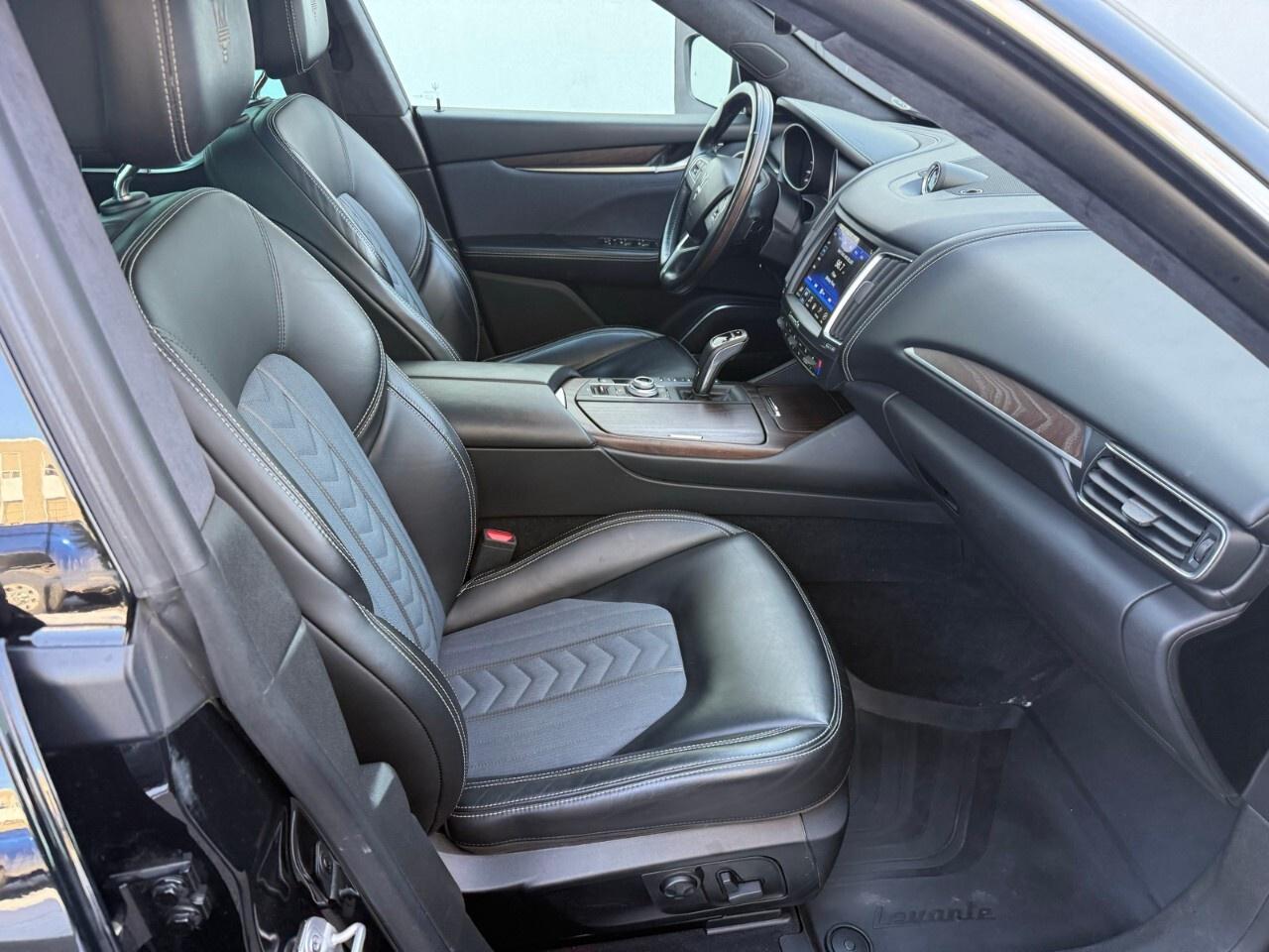 2019 Maserati Levante GranLusso 3.0L 2019 Maserati Levante, Gran Luso Photo