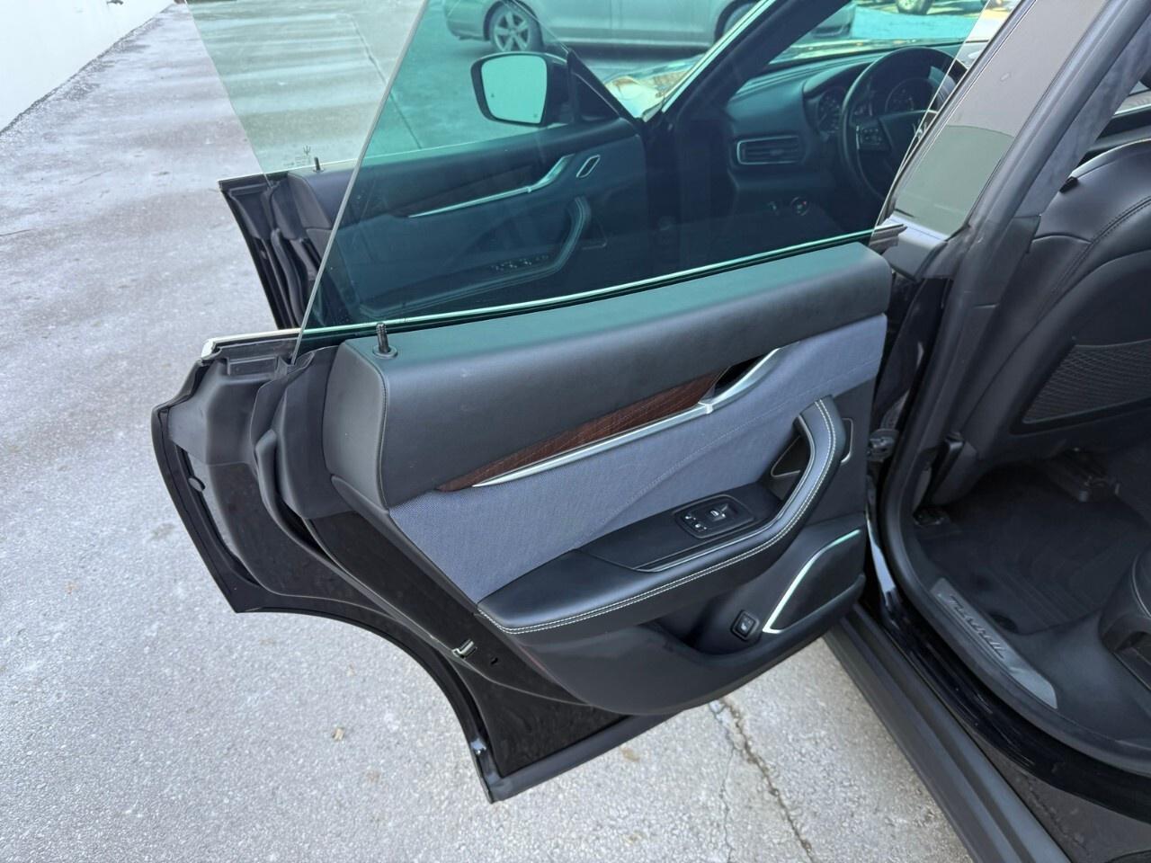 2019 Maserati Levante GranLusso 3.0L 2019 Maserati Levante, Gran Luso Photo