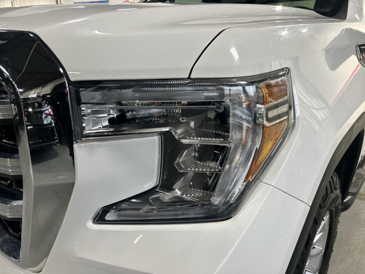 2022 GMC 1500 SLT 4x4  Clean Carfax/Android Car Play/B Cam/Crew Photo