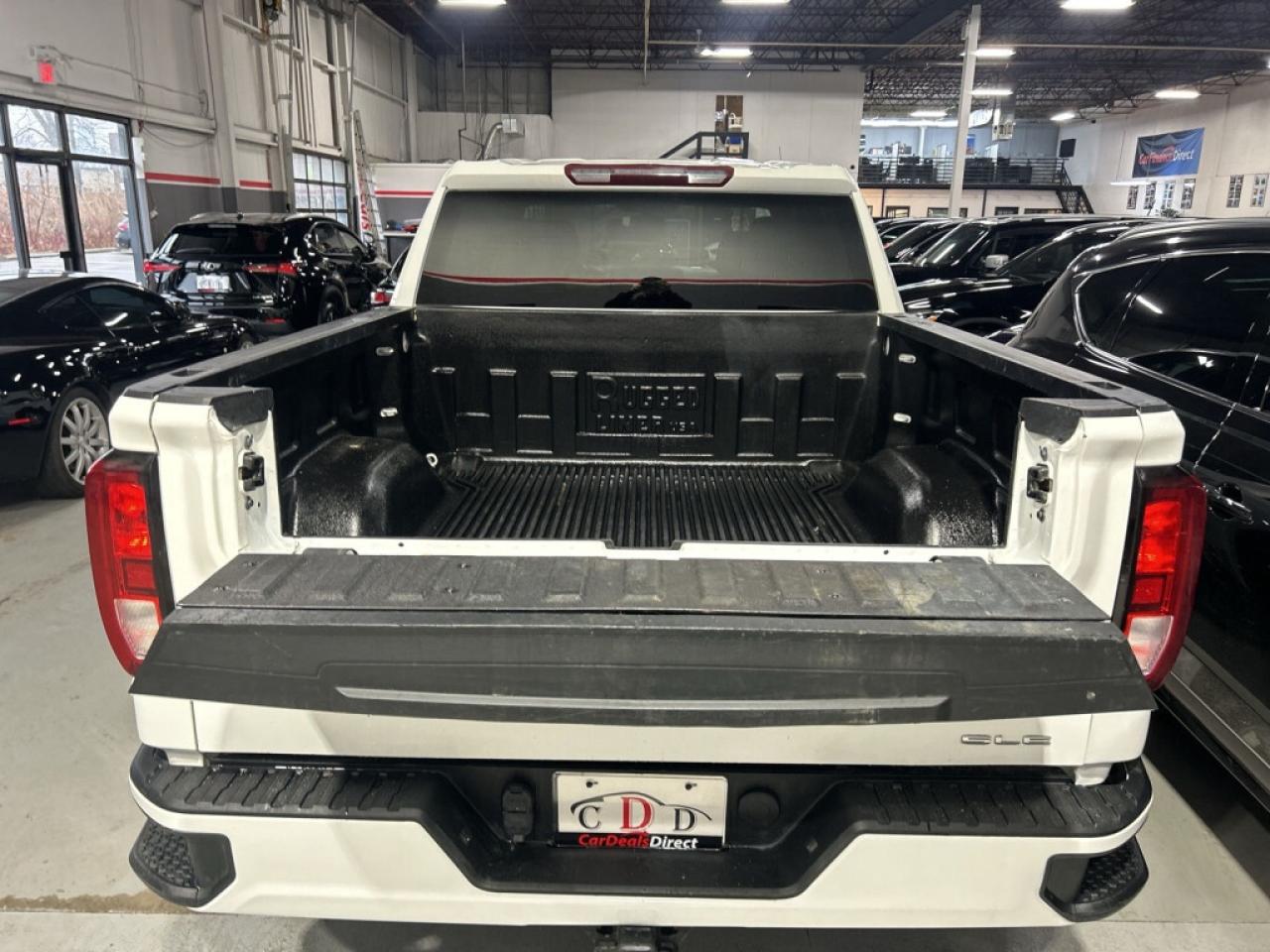 2022 GMC 1500 SLT 4x4  Clean Carfax/Android Car Play/B Cam/Crew Photo