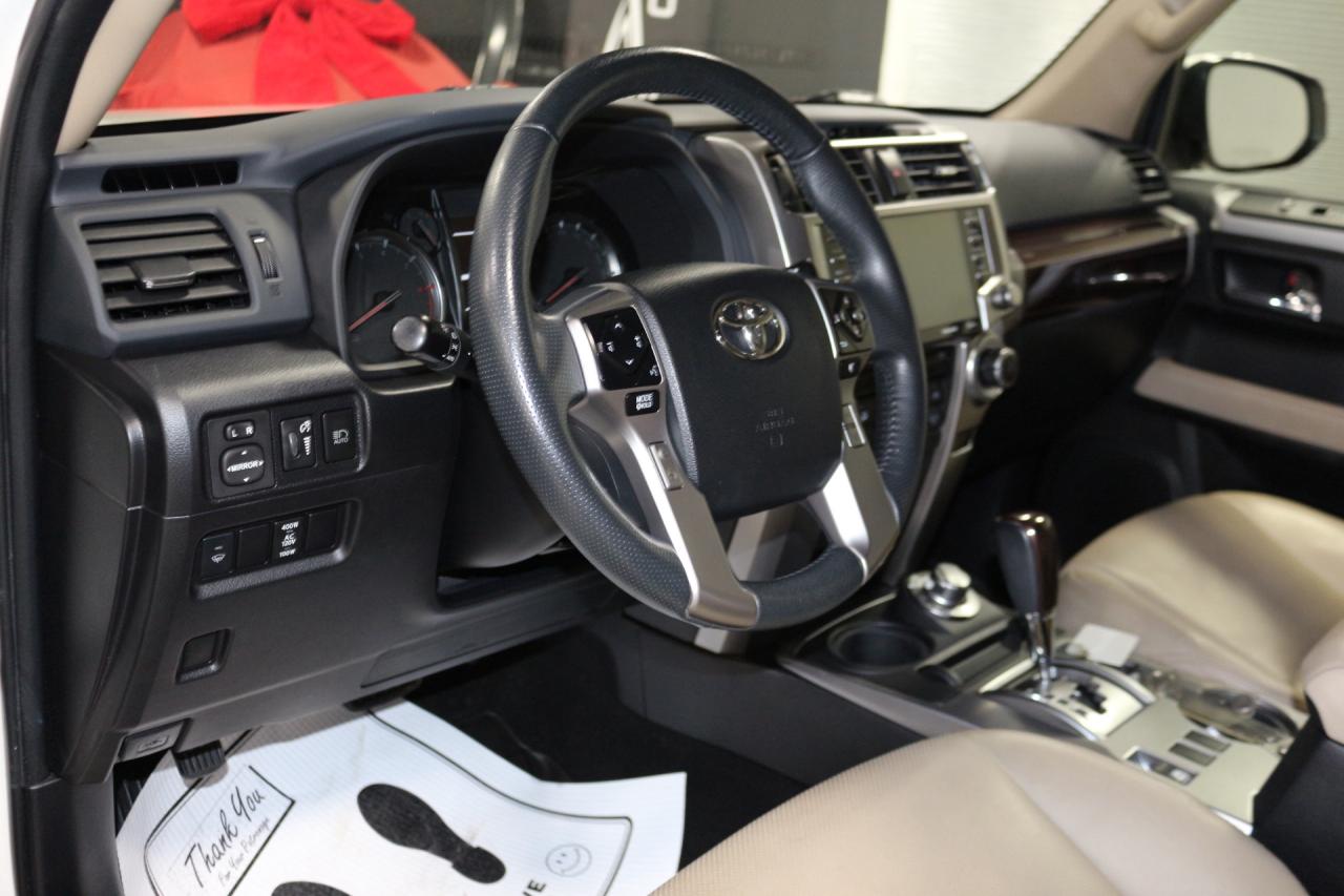 2021 Toyota 4Runner 4WD LIMITED NAVIGATION REAR CAMERA 7 PASSENGER Photo