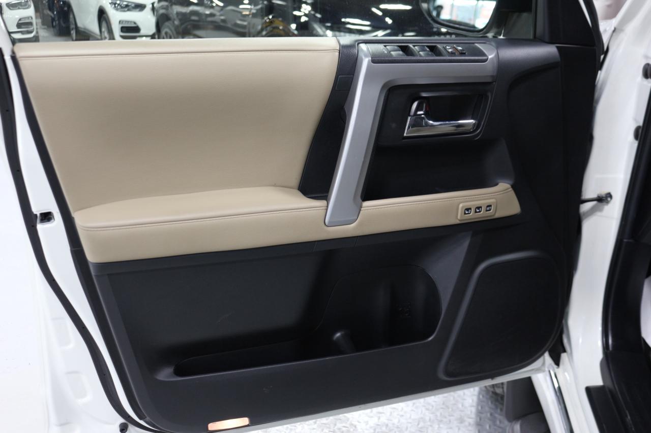 2021 Toyota 4Runner 4WD LIMITED NAVIGATION REAR CAMERA 7 PASSENGER Photo