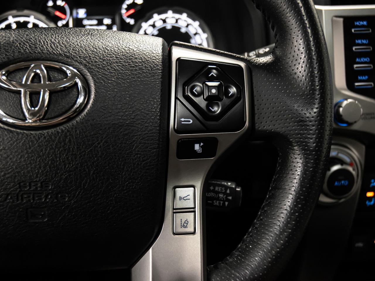 2021 Toyota 4Runner 4WD LIMITED NAVIGATION REAR CAMERA 7 PASSENGER Photo