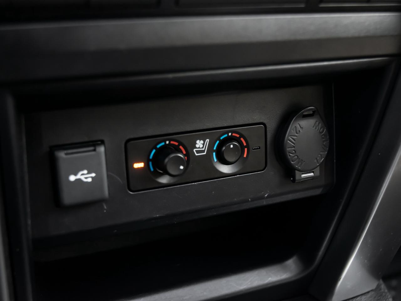 2021 Toyota 4Runner 4WD LIMITED NAVIGATION REAR CAMERA 7 PASSENGER Photo