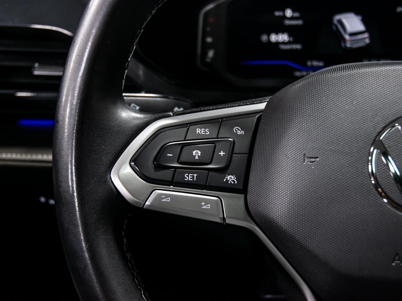 2022 Volkswagen Taos HIGHLINE 4MOTION BLIND SPOTS NAVI REAR VIEW CAM Photo