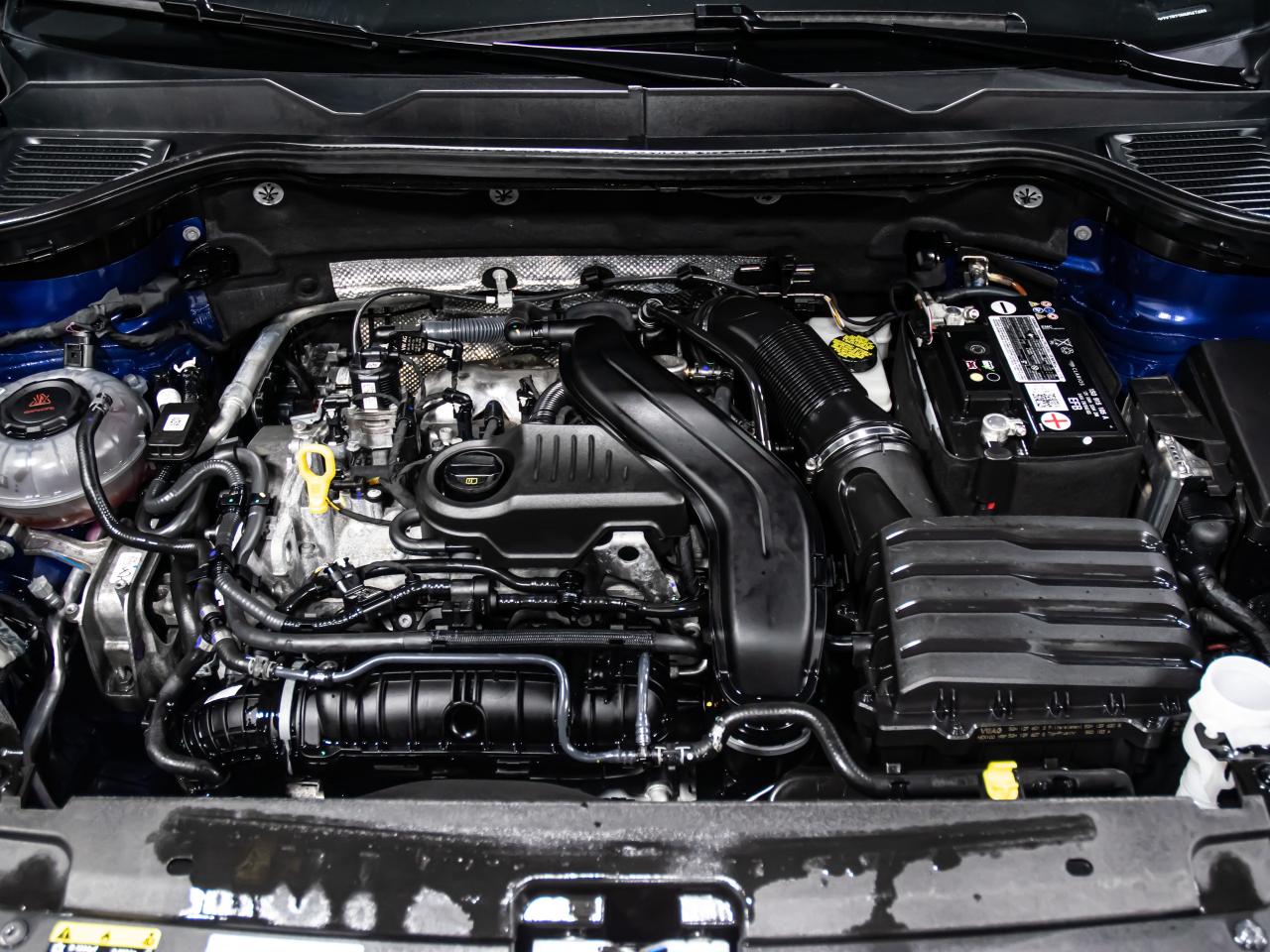 2022 Volkswagen Taos HIGHLINE 4MOTION BLIND SPOTS NAVI REAR VIEW CAM Photo