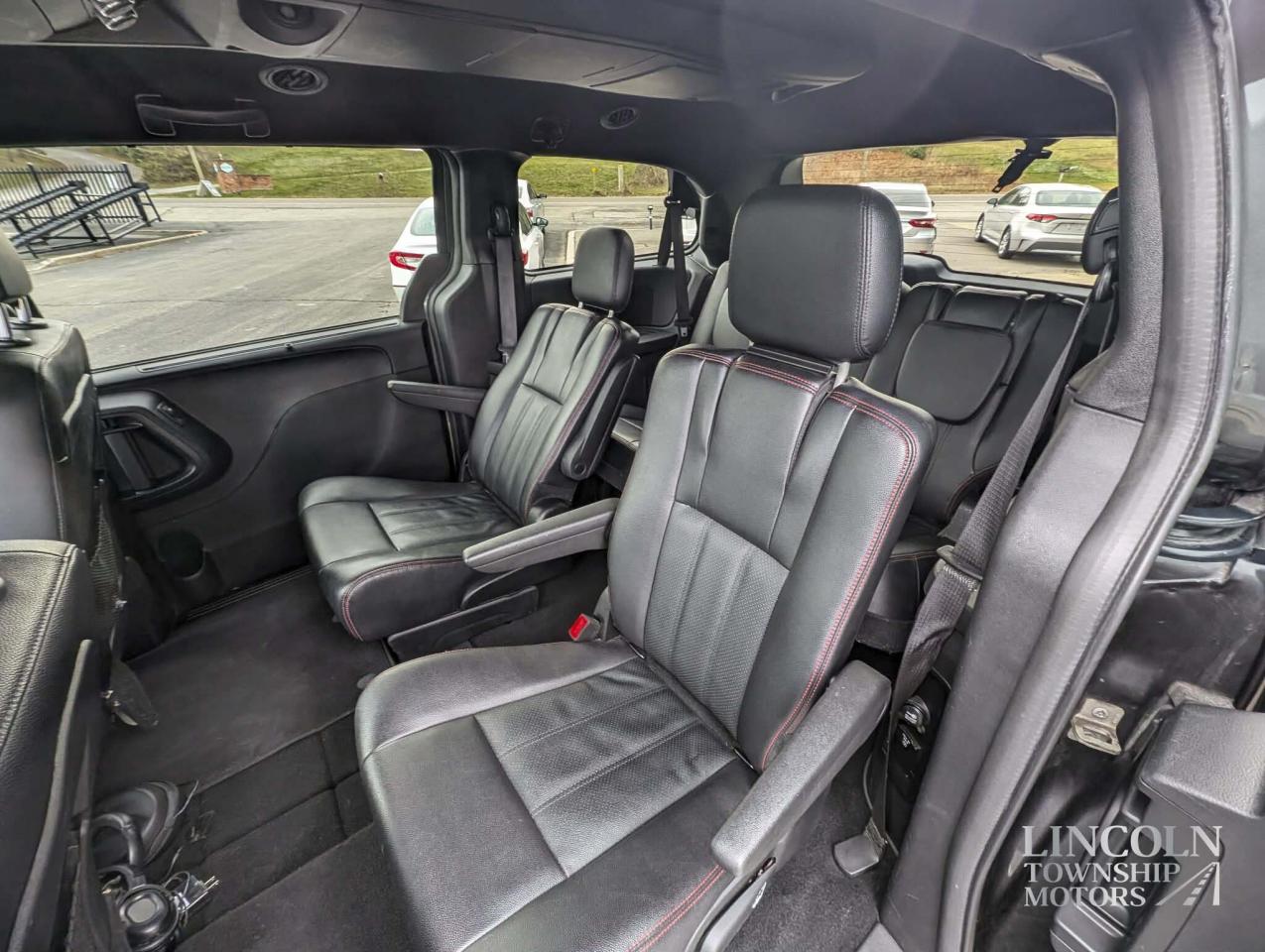 2020 Dodge Grand Caravan GT Photo