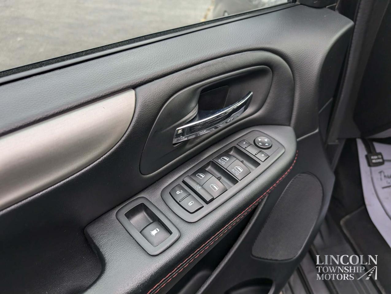 2020 Dodge Grand Caravan GT Photo