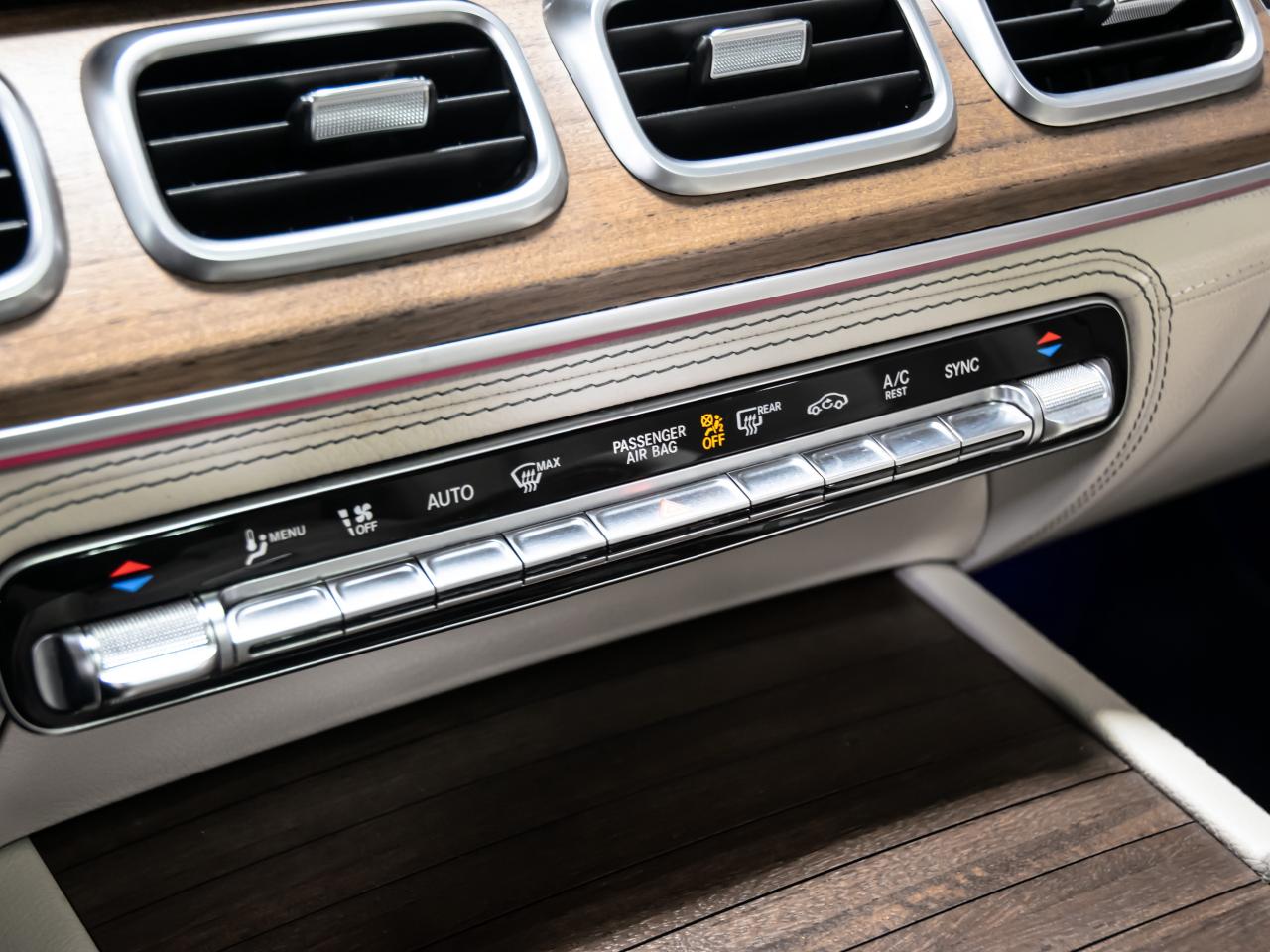 2022 Mercedes-Benz GLE GLE 350 4MATIC SUV AMG PKG BLIND SPOTS NAVI Photo