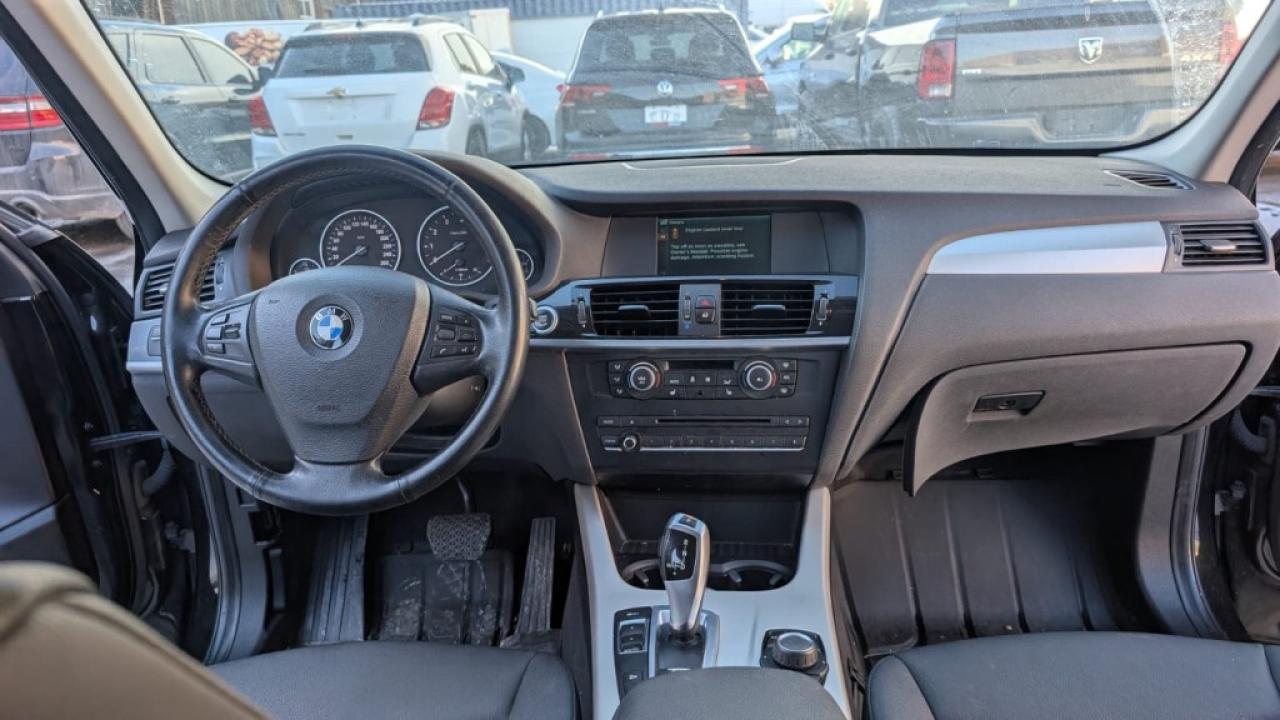 2013 BMW X3 AWD  28iX/Leather/Sunroof/NAVI/B Cam/ Photo2