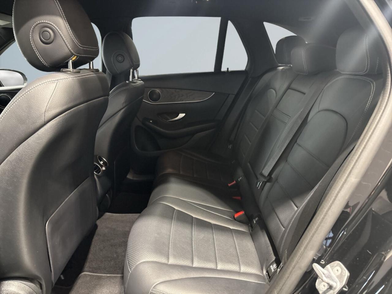 2019 Mercedes-Benz GLC300 GLC 300/4MATIC /NAVI/Leather/B Cam/ Drive Assist/C Photo