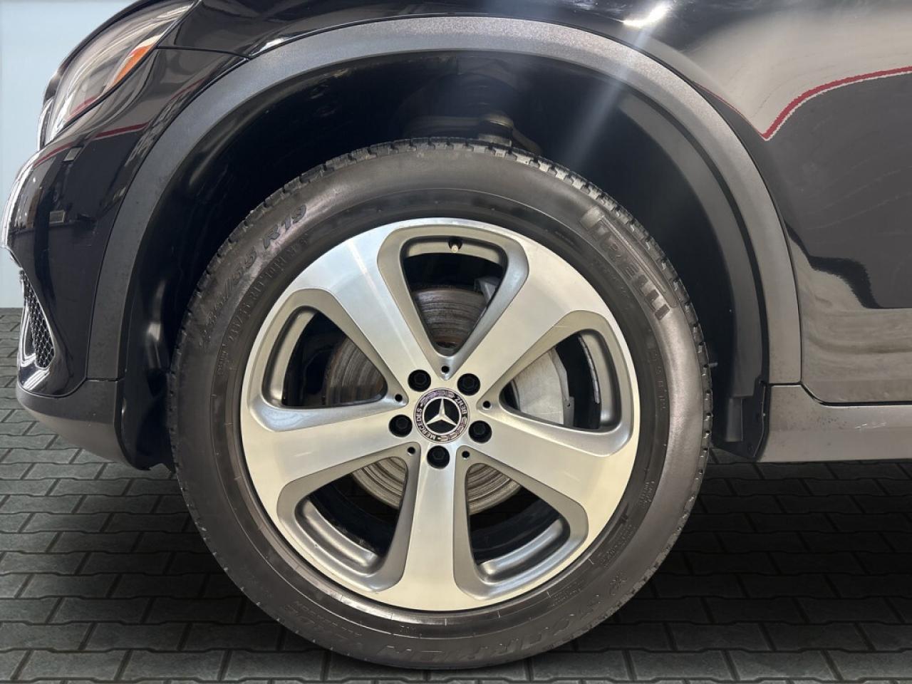 2019 Mercedes-Benz GLC300 GLC 300/4MATIC /NAVI/Leather/B Cam/ Drive Assist/C Photo