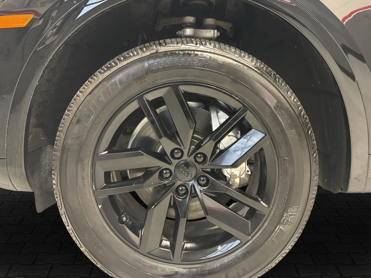 2020 Audi Q5 Quattro/Leather/NAVI/ Clean Carfax / Service Recor Photo