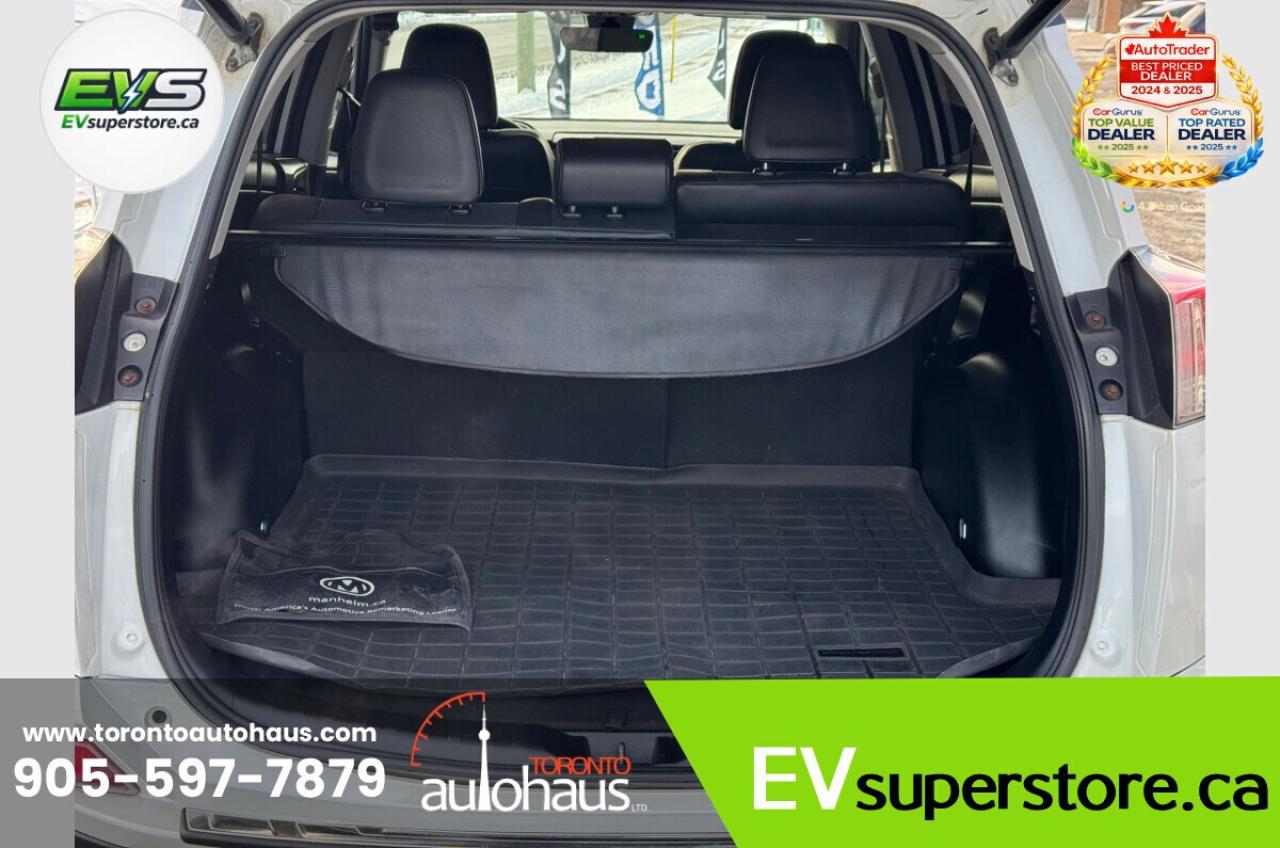 2016 Toyota RAV4 Limited/AWD/SERVICE RECORDS Photo