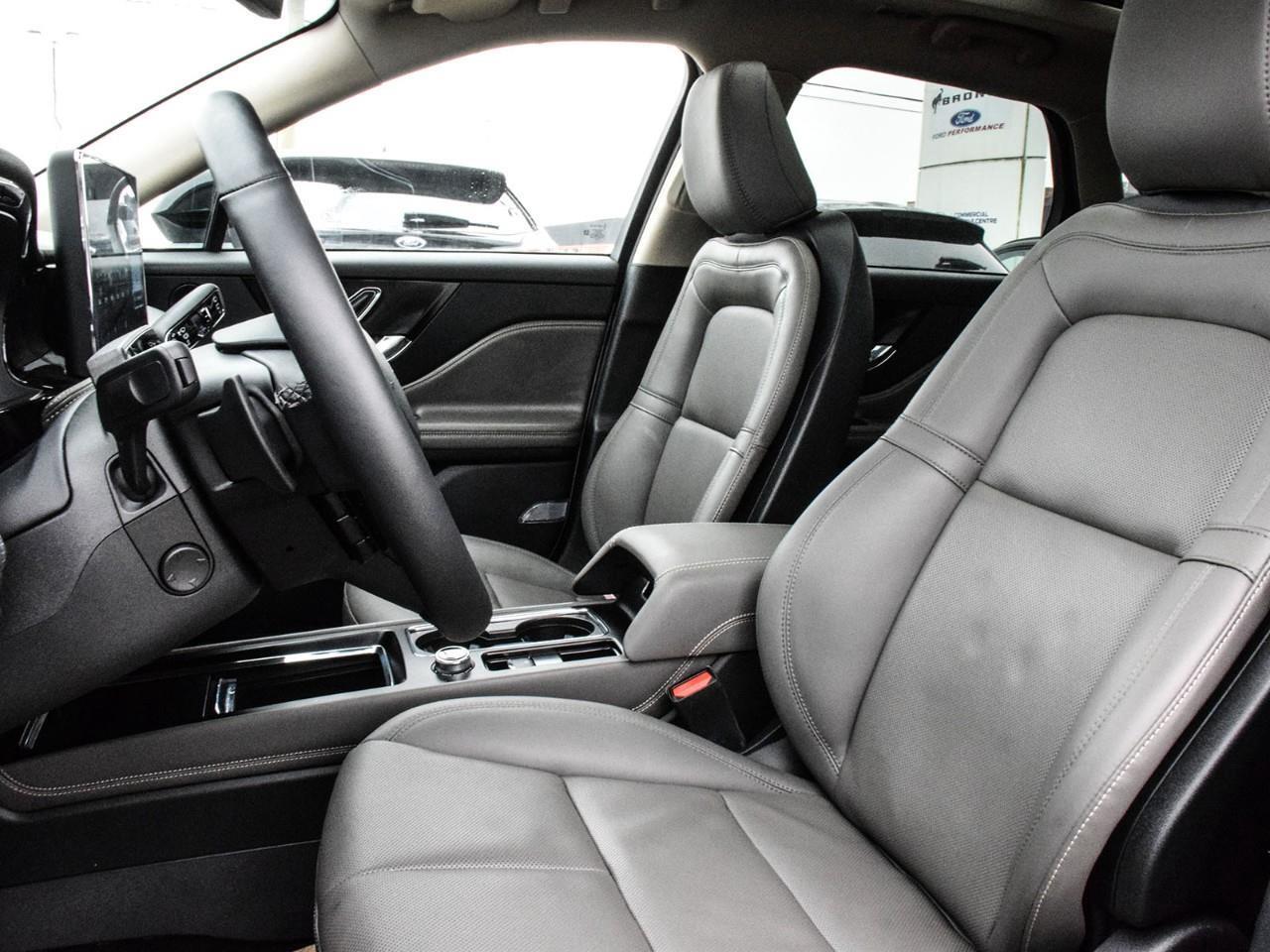 2025 Lincoln Corsair Reserve 3.99% for 84 Months O.A.C.   201A Photo