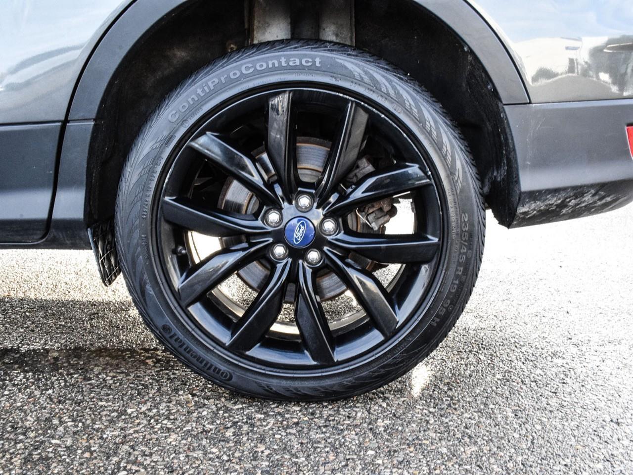 2017 Ford Escape SE SE Appearance Package   Navigation   Power Lift Photo