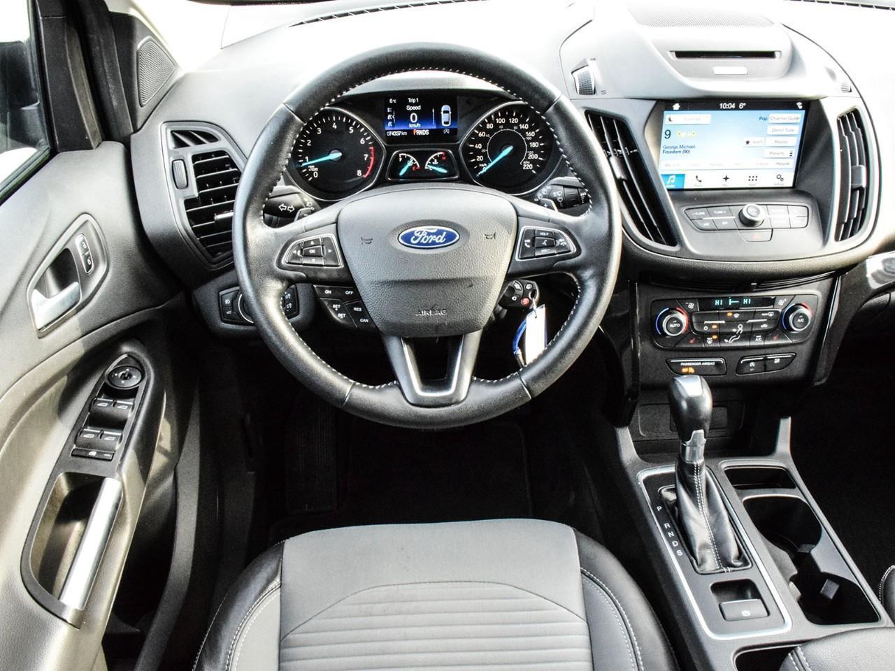 2017 Ford Escape SE SE Appearance Package   Navigation   Power Lift Photo