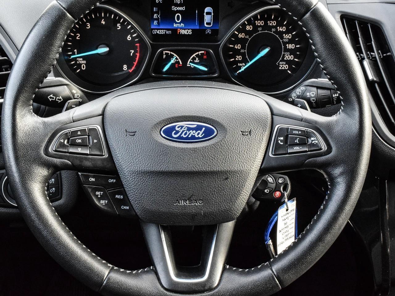 2017 Ford Escape SE SE Appearance Package   Navigation   Power Lift Photo