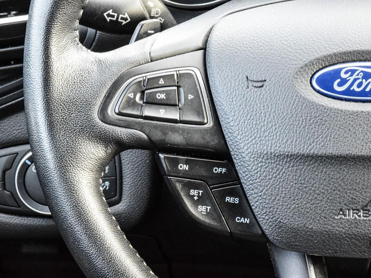 2017 Ford Escape SE SE Appearance Package   Navigation   Power Lift Photo