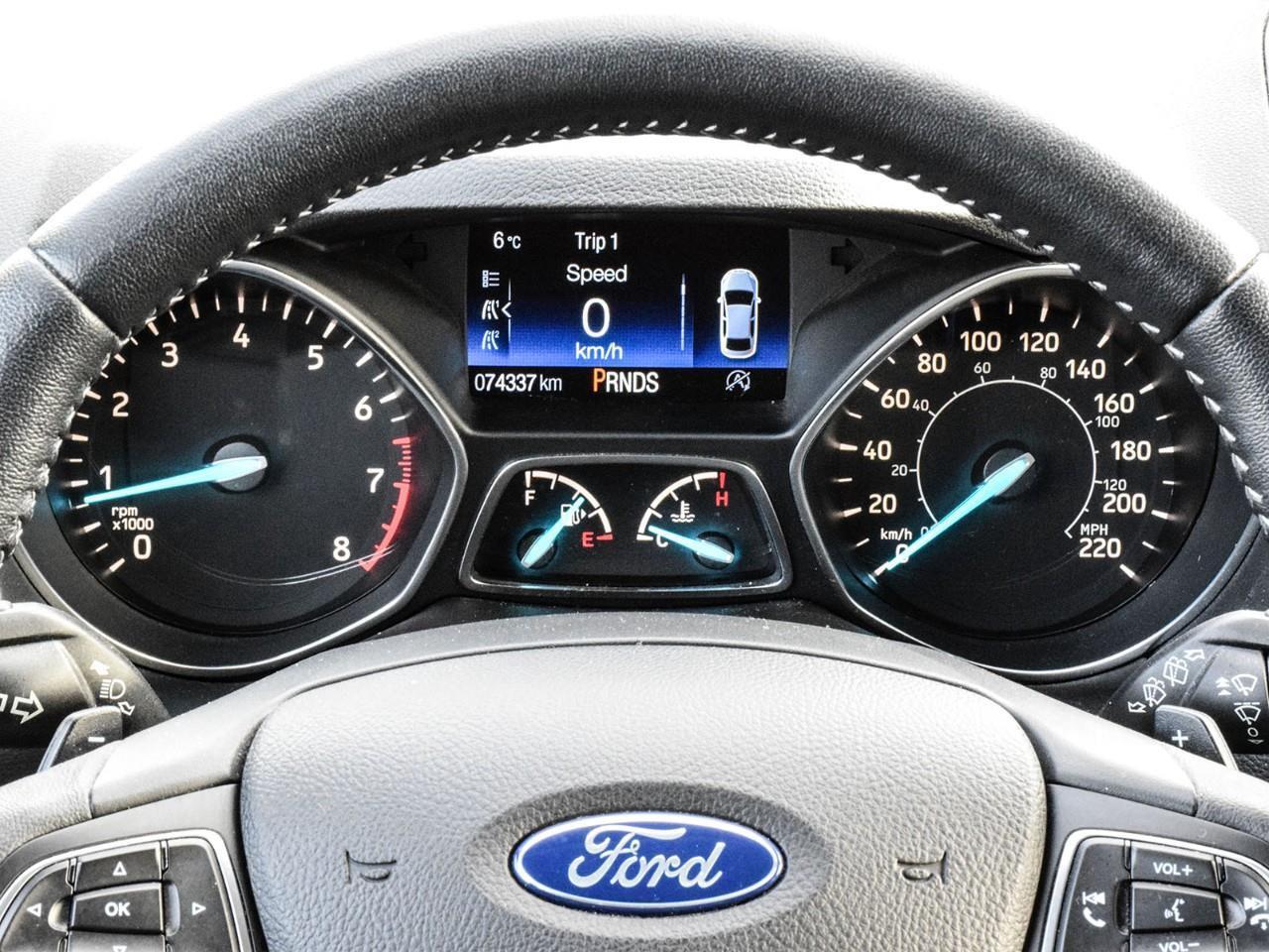 2017 Ford Escape SE SE Appearance Package   Navigation   Power Lift Photo