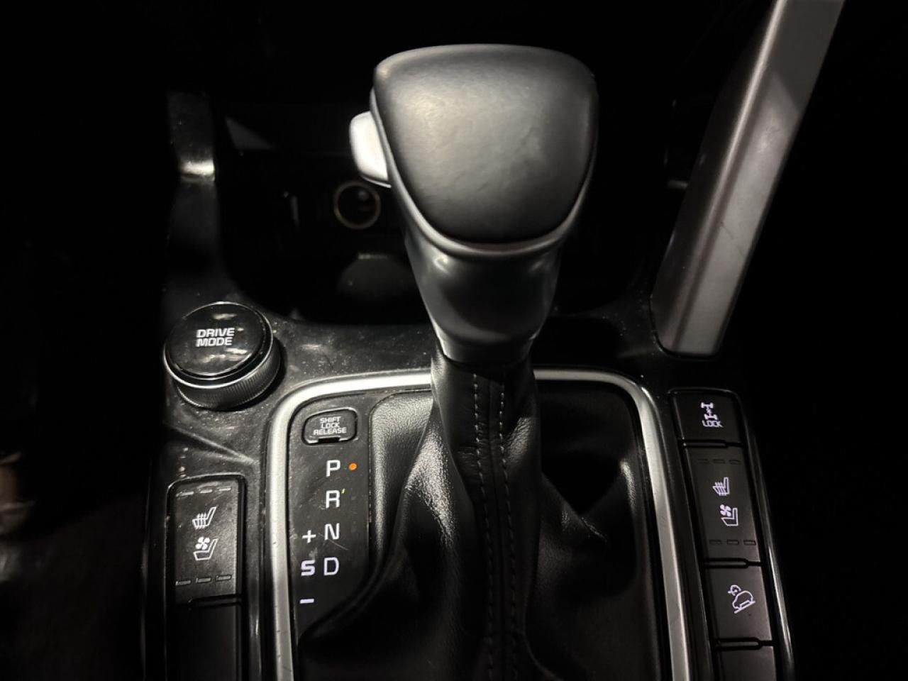 2021 Kia Seltos SX Turbo AWD/Leather/Panoroof/NAVI/Lane Depart/Dri Photo